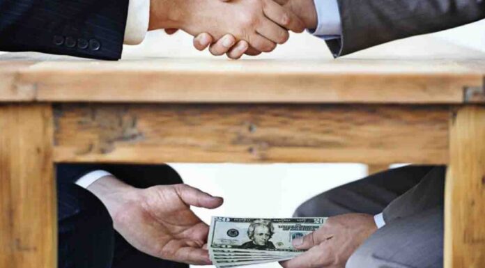 EL FACTOR DINERO EN LA POLÍTICA