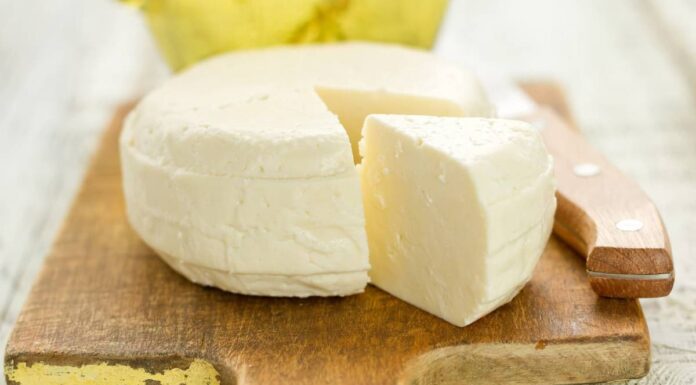 Prohíben la comercialización de queso y yogurt que incumplen la normatividad oficial