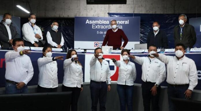 CRUZ AZUL ¿HACIA LA LUZ?