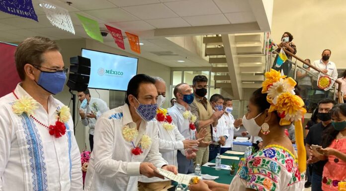 INAUGURA FAYAD VENTANILLA DE ATENCIÓN A MIGRANTES INDÍGENAS EN ORLANDO