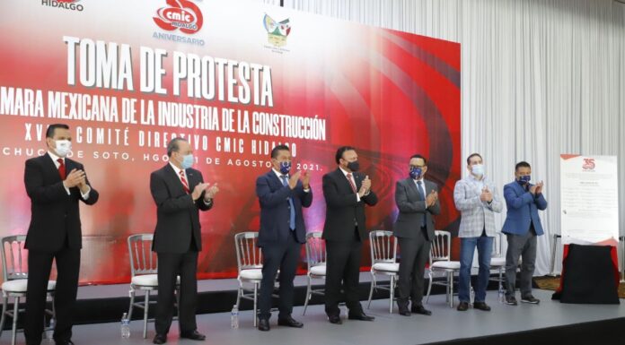 OFICIAL MAYOR TOMÓ PROTESTA A COMITÉ CMIC HIDALGO