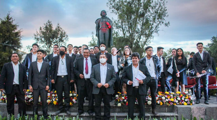 Con la presentación de banda sinfónica Hñähñu se celebra en Tepeji el 463 aniversario de la fundación del municipio.