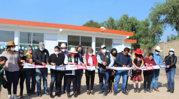 SALVADOR JIMÉNEZ INAUGURA ESCUELA DE EDUCACIÓN INICIAL EN EL 98 ANIVERSARIO DE LA COMUNIDAD DE “EL SALTO”