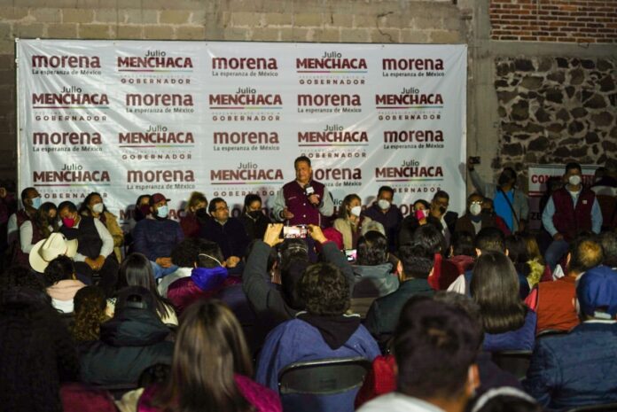 SING SENTADOS