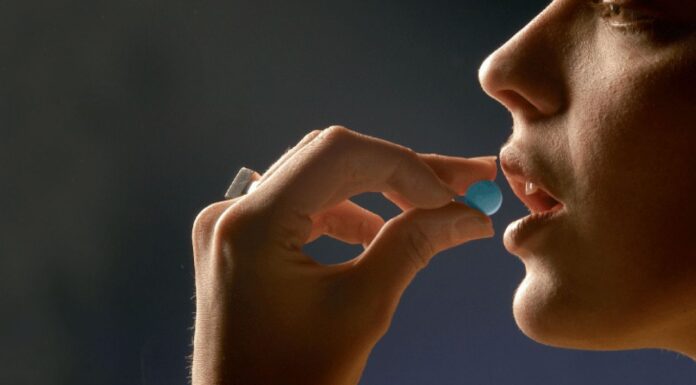 Advierten venta ilegal de medicina para bajar de peso en establecimiento de Tula