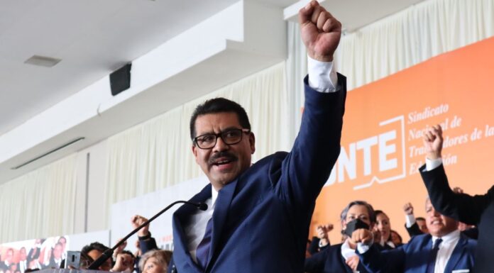 RINDE PROTESTA SAID VARGAS COMO NUEVO LÍDER SINDICAL DE LA SECCIÓN 15 DEL SNTE