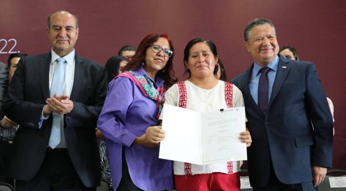 CON EDUCACIÓN HAY TRANSFORMACIÓN, REITERA JULIO MENCHACA