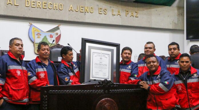 Congreso entrega Medalla al Mérito de Protección Civil a Tula
