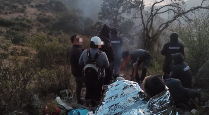 Protección Civil de Tepeji, realiza el rescate de personas extraviadas y en riesgo que habían acudido a caminar al cerro la Idolatria