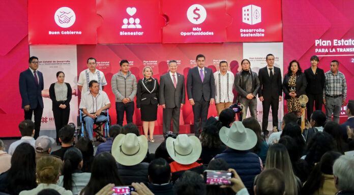 Julio Menchaca presenta Plan Estatal de Desarrollo 2022-2028