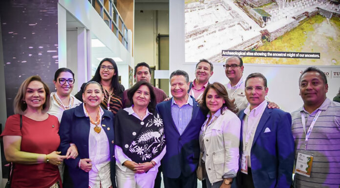 Participa Julio Menchaca en la inauguración de la 47 edición del Tianguis Turístico