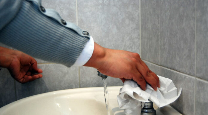 LAVADO CORRECTO DE MANOS PREVIENE ENFEMEDADES QUE PUEDEN PROVOCAR INCLUSO LA MUERTE