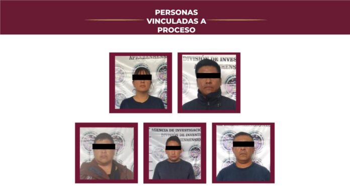 Vinculan a proceso a cinco personas investigadas por cohecho agravado