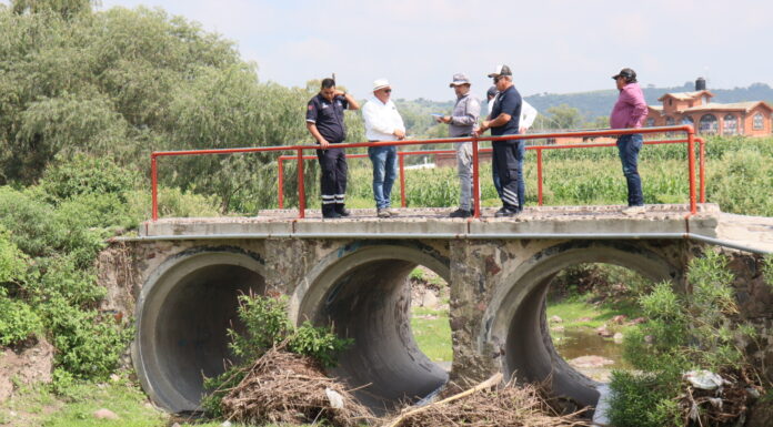 Tras llamado enérgico de autoridades y la población de Tepeji, CONAGUA realiza recorrido por el municipio acompañado de funcionarios municipales.