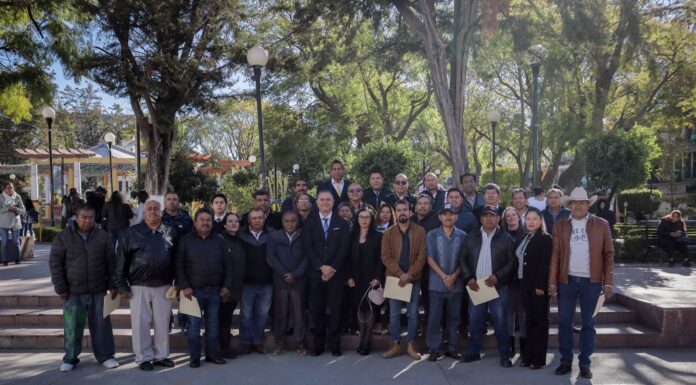 Durante la celebración del CVII Aniversario de la Constitución Política de 1917 en Tula de Allende, rinden protesta delegados municipales