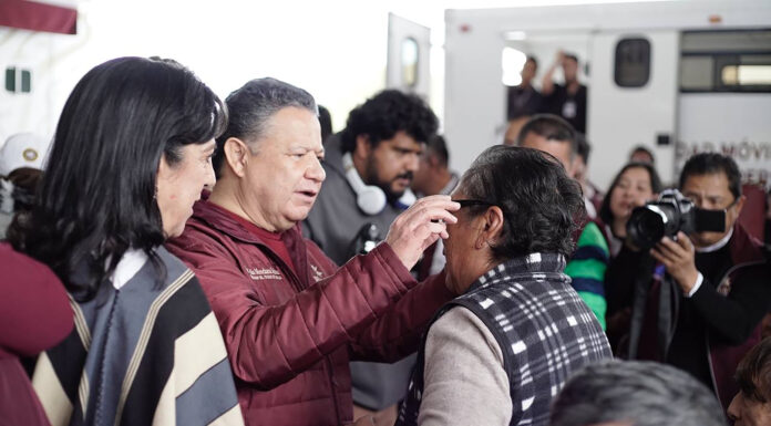 Prioridad del gobierno de Hidalgo atención a personas adultas mayores durante Ferias de Servicios