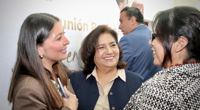 Impulsemos políticas públicas y hagamos comunidades fuertes: Edda Vite