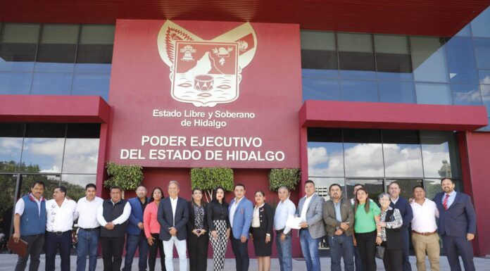 Alcaldes de oposición manifiestan su apoyo a Julio Menchaca