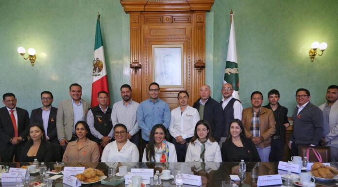 Se reúnen municipios que conforman el Geoparque Comarca Minera