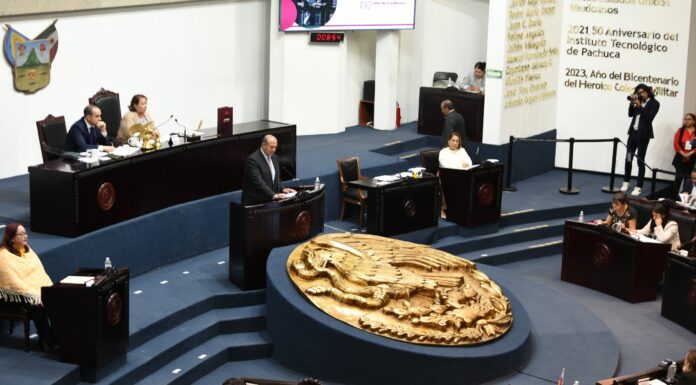 Natividad Castrejón informó que se atiende a más de 900 mil estudiantes en Hidalgo