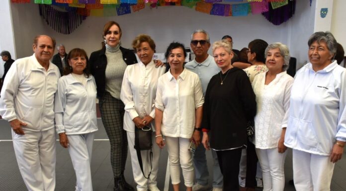 Personas adultas mayores realizan encuentros de Tai Chi Chuan