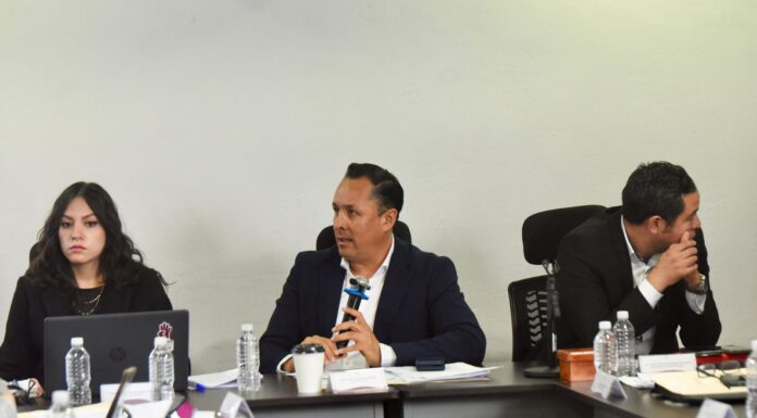 Preside Cristhian Martínez cuarta sesión ordinaria del cabildo en Tula