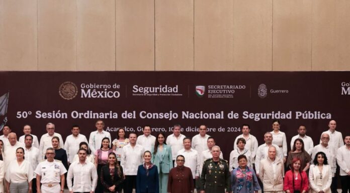 Asiste Julio Menchaca al Consejo Nacional de Seguridad