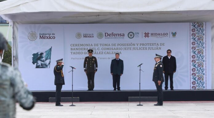 Atestigua Julio Menchaca toma de protesta del nuevo coordinador de la Guardia Nacional en Hidalgo