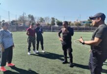 Policía de Mineral de La Reforma capacita a mujeres en defensa personal.