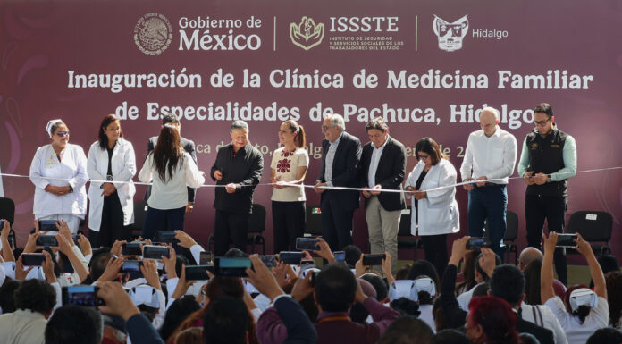 Sheinbaum y Menchaca inauguran Clínica de Medicina Familiar en Pachuca