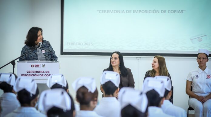 Edda Vite realiza imposición de cofias a 26 alumnas del CMH