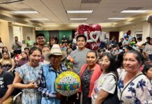 26 familias de Ixmiquilpan se reencuentran con sus seres queridos en Estados Unidos.