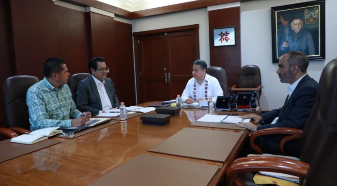 Encabeza Julio Menchaca reunión de seguridad ante el inicio de la temporada vacacional