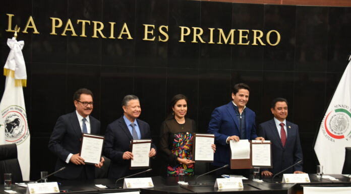 Hidalgo, primer Congreso estatal en firmar convenio con el Senado de la República para profesionalizar a legisladores y servidores públicos