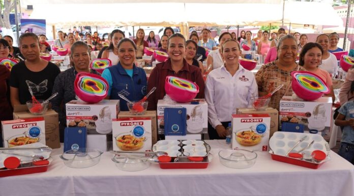Tania Valdez Cuéllar impulsa el empoderamiento femenino con entrega de kits de repostería en Tepeji del Río