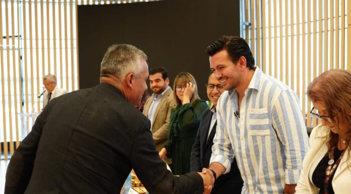 Reconocen a la primera generación del diplomado “Con Planeación hay Transformación”