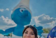 Fer Navarro: La voz hidalguense que da vida a Pitufina en la nueva película de Los Pitufos