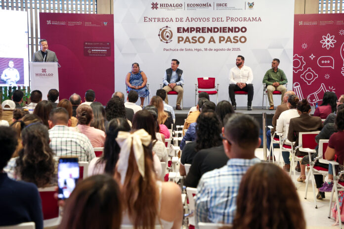 Copia de 18_AGOSTO_2025_GOBERNADOR_EMPRENDIENDO PASO A PASO-40