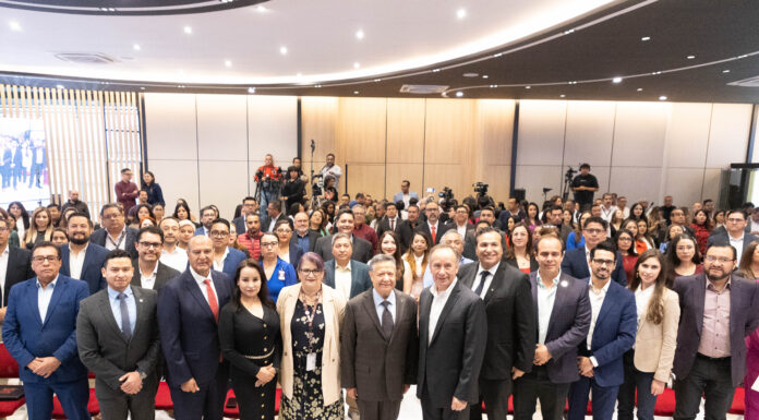 Julio Menchaca transforma el servicio público en Hidalgo con alianza educativa y capacitación continua