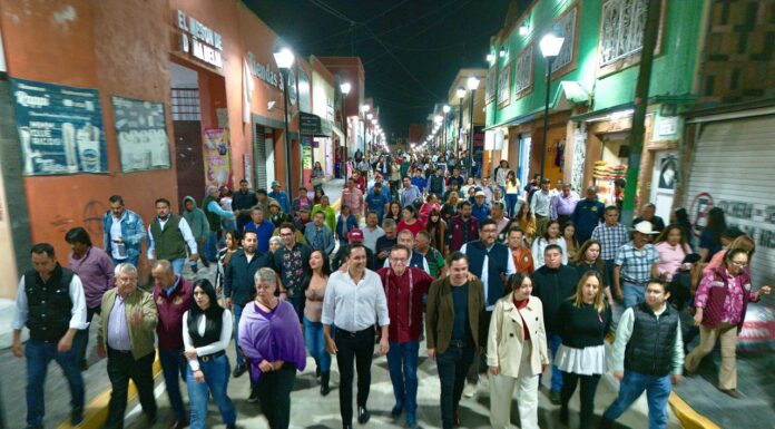 Inaugura el presidente Cristhian Martínez la calle Moctezuma y Heroico Colegio Militar, una obra que transforma el corazón de Tula