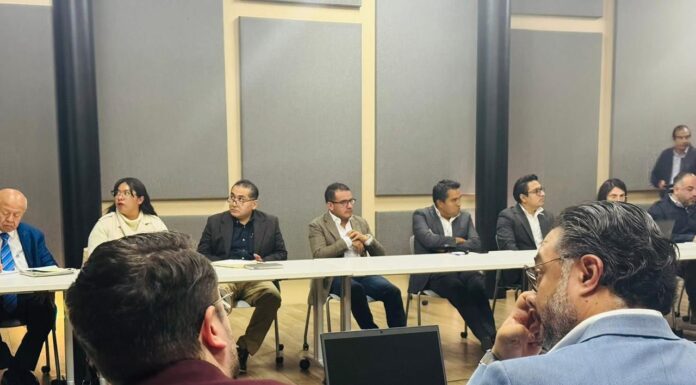 Buscan certeza jurídica para las tierras de Capula: alcalde de Ixmiquilpan se reúne con autoridades federales