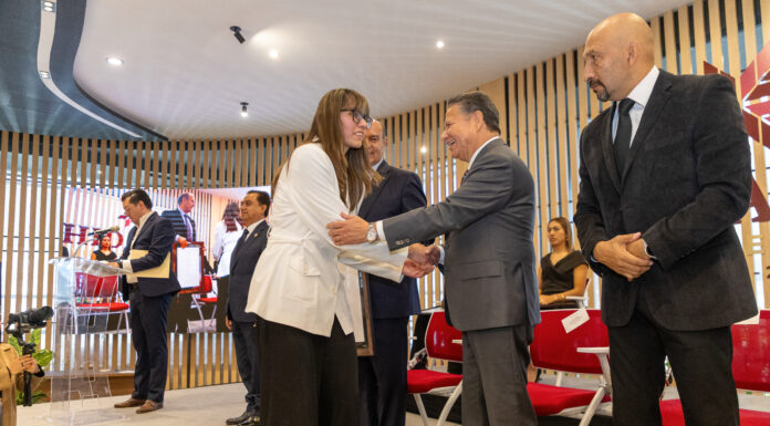 Menchaca Salazar anuncia nueva Villa Deportiva para 2026