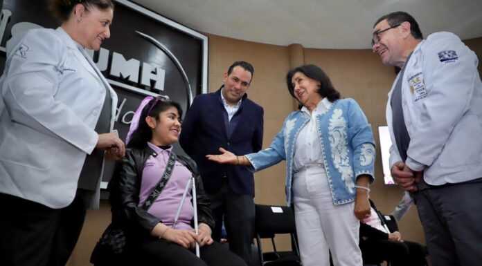 Alianza DIFH–CEUMH–UNAM brinda prótesis oculares gratuitas a hidalguenses de 36 municipios