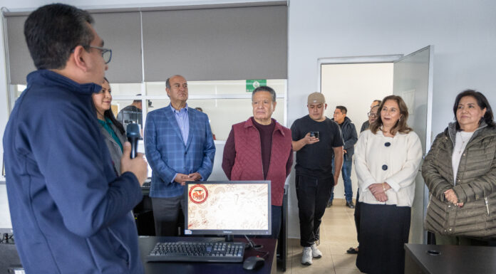 Julio Menchaca consolida una política social integral para acompañar a las mujeres en cada etapa de la vida