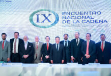 Julio Menchaca cobija a la cadena Fibra-Textil-Vestido-Calzado