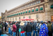 Encabeza Emanuel Hernández movilización masiva de Ixmiquilpan en la CDMX; buscan diálogo directo con el Gobierno Federal