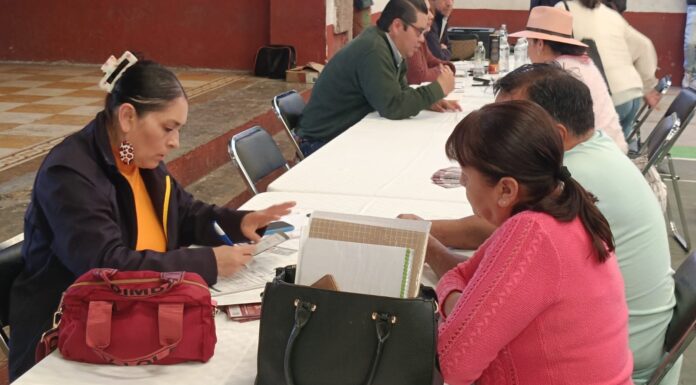 Gobierno de Hidalgo acerca atención directa a familias migrantes