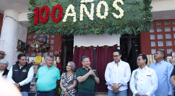 Julio Menchaca destaca legado e identidad del mercado Primero de Mayo en Pachuca