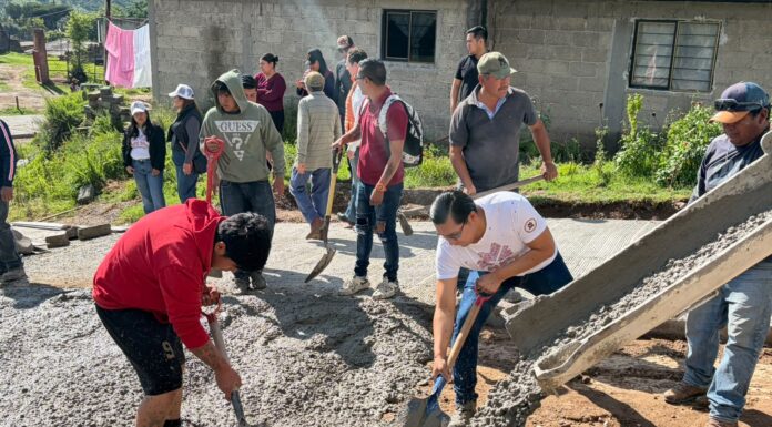 De la mano el pueblo y el gobierno trabajando