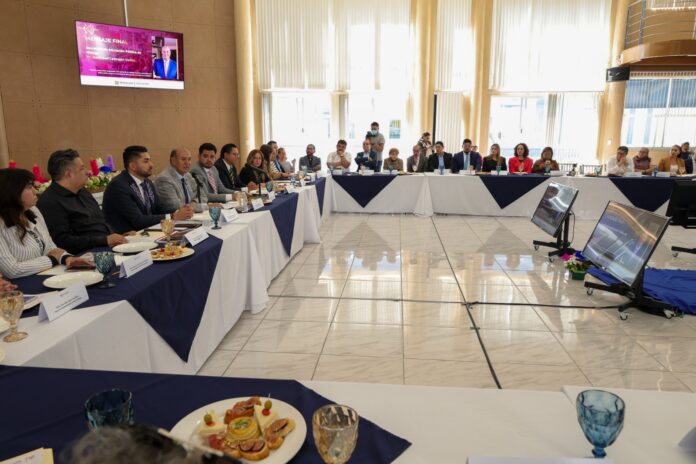 SEPH fortalece coordinación con universidades particulares de Hidalgo (4)